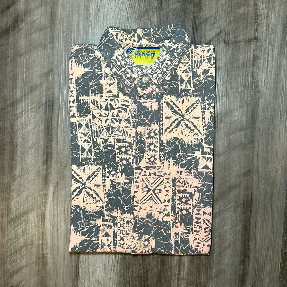 Beach Club Vintage 90s Short Sleeve Button Down - Small